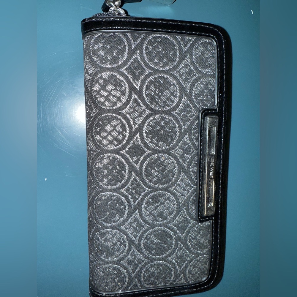 Nine West Black and Gray Patterned Wallet